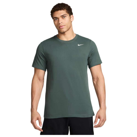 Nike Ανδρική κοντομάνικη μπλούζα Dri-FIT Fitness Tee Nike Ανδρική κοντομάνικη μπλούζα Dri-FIT Fitness Tee